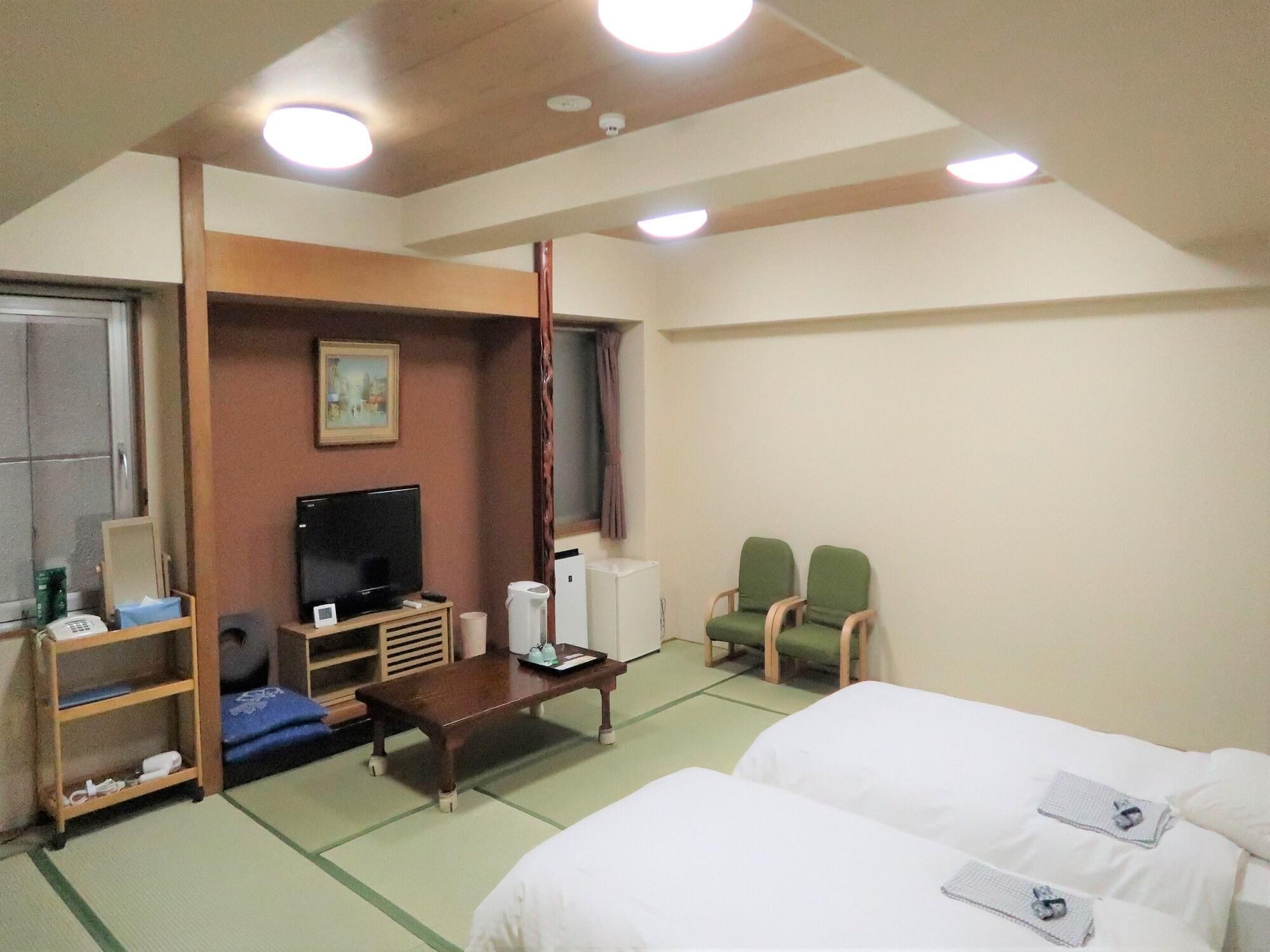 Hotel Tokeidai Sapporo Bagian luar foto