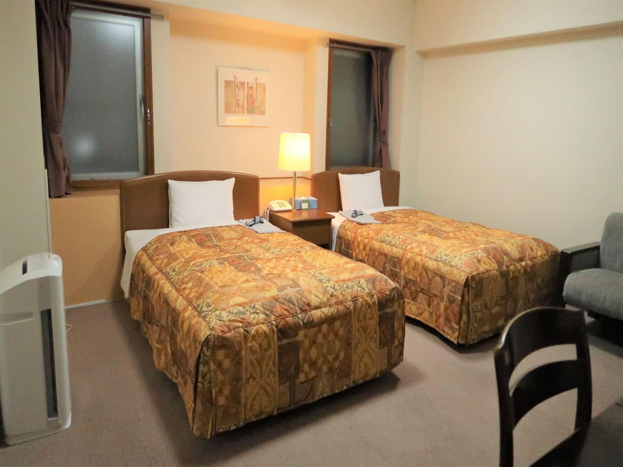 Hotel Tokeidai Sapporo Bagian luar foto