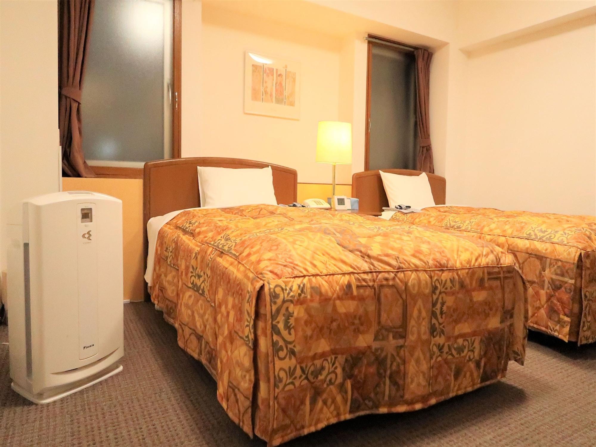 Hotel Tokeidai Sapporo Bagian luar foto